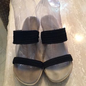 Stylish wedge platform